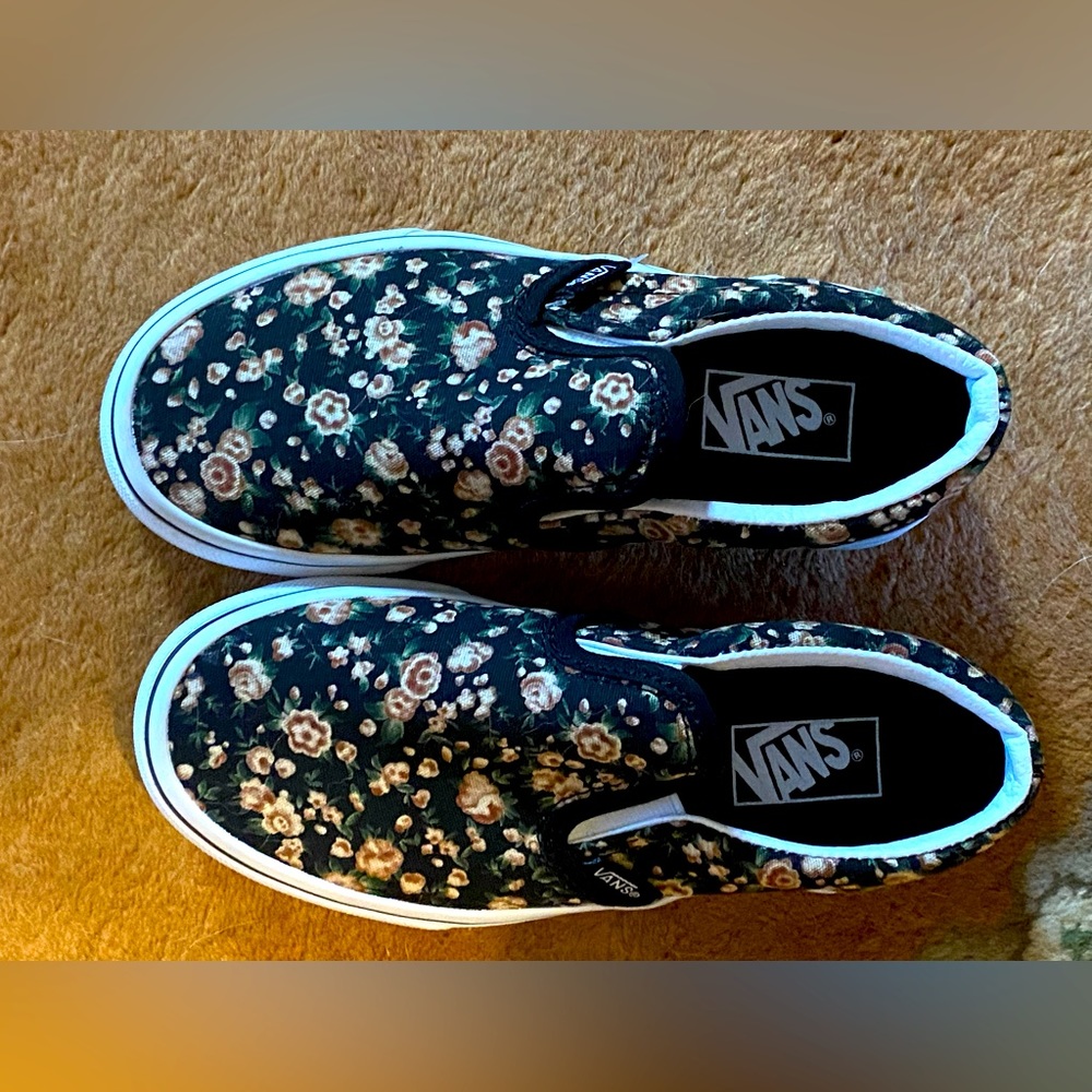 Girls Vans